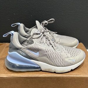 Women Nike Air 270 Size US 7